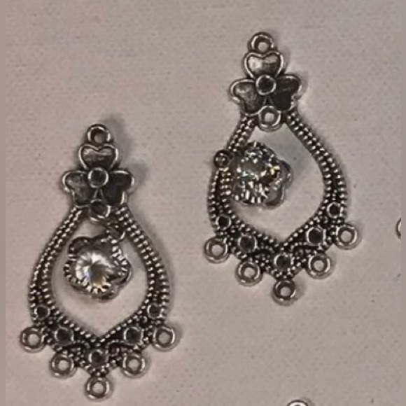 200pc Tibetan Silver Chandelier Earring Bases & MORE Jewelry Diy Making Bundle - Picture 14 of 15